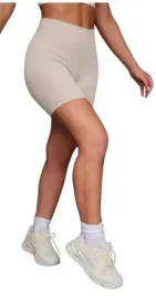 prettylittlething-spodenki-sportowe-bezowe-m-ekp