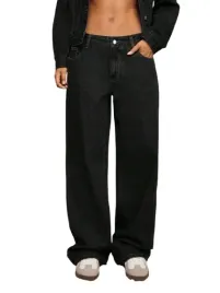 shein-czarne-jeansy-mom-jeans-z-niskim-stanem-i-kieszeniami-30-1go