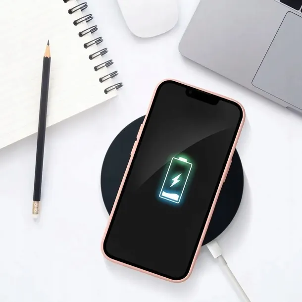 futeral-card-case-do-iphone-15-pro-rozowy-zalaczone-wyposazenie-szmatka-do-czyszczenia