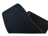 dywaniki-samochodowe-audi-a4-b6-2000-2004-2-hafty-brazowe-kolor-czarny