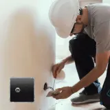 simon-basic-gniazdo-antenowe-czarny-modul-bmaf1-01-49-stan-nowy