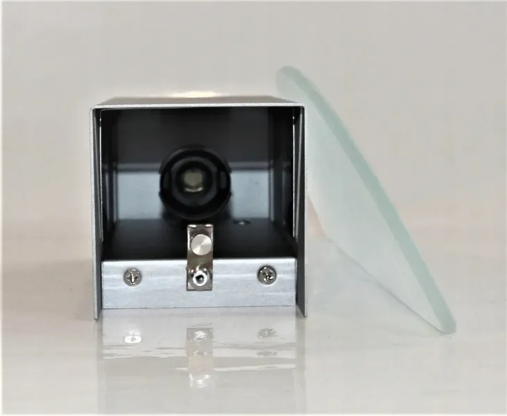 lampa-kinkiet-scienny-maksymalna-moc-pojedynczego-zrodla-swiatla-60-w