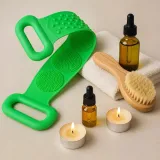 myjka-do-plecow-mycia-ciala-karku-masazer-pas-szczotka-dluga-silikonowa-marka-modeus