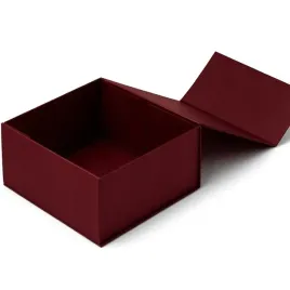 pudelko-magnetyczne-200x200x90-bordowe-ozdobne-na-magnes-prezentowe