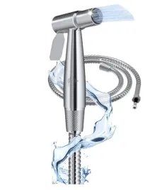 elegancki-opryskiwacz-bidetowy-srebrny-elastyczny-waz-scienny-i-hakowy