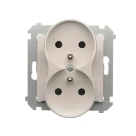 simon-54-gniazdo-podwojne-81x75x46mm-biale-ip20-z-uziemieniem-przeslony