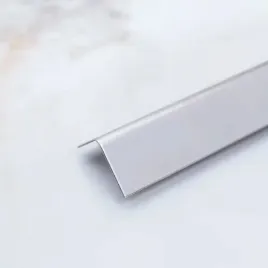 katownik-stalowy-50x50-mm-poler-250-cm