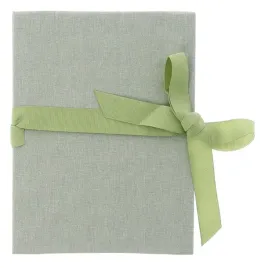 album-harmonijka-na-12-zdjec-10x15-linen-sage-na-sesje-zdjeciowa