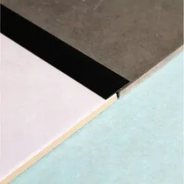 teownik-aluminiowy-26mm-czarny-250cm