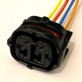 wtyczka-silownika-hamulca-toyota-nissan-lexus-4pin