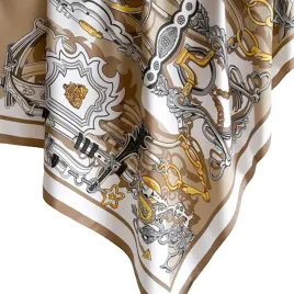 kamea-apaszka-bezowo-biala-90x90-lancuchy-klamry-elegancka