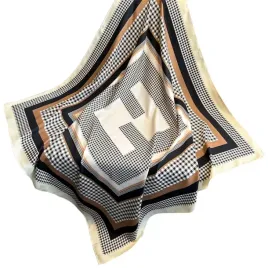 kamea-apaszka-90x90-bezowo-czarna-krata-klasyczne-h-imitacja-jedwabiu