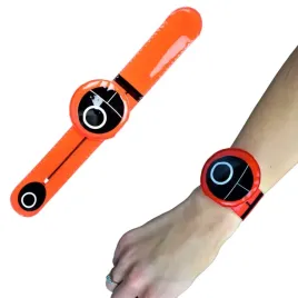 opaska-na-reke-swiecaca-migajaca-rgb-sqiut-game-led-prezent-dla-dzieci