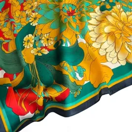 apaszka-satynowa-70x70-cm-egzotyczne-kwiaty-w-kolorach-tropiku-kamea