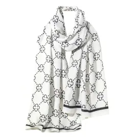 kamea-szal-damski-elegancki-wiskoza-180x85-bialy-w-czarne-koniczynki