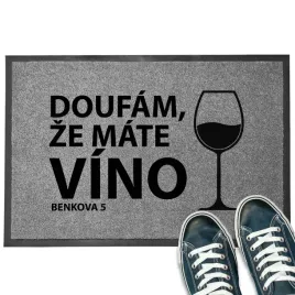 wycieraczka-wejsciowa-monochrom-mam-nadzieje-ze-macie-wino-twoj-adres-wzor