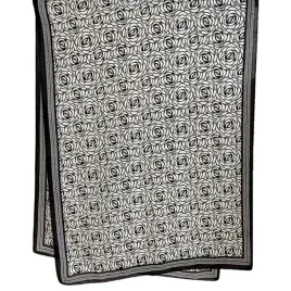 szal-z-motywem-czarnych-roz-elegancki-wzor-100percent-wiskoza-178x66-cm