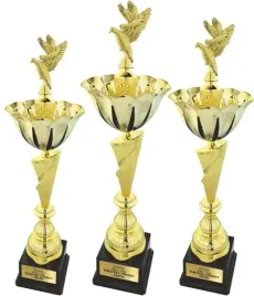komplet-pucharow-zloto-czarnych-hodowcy-golebi-pocztowych-pzhgp-grawerki