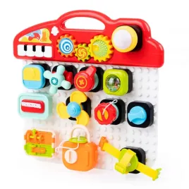 motoryczny-domek-tablica-manipulacyjna-mala-motoryka-18m