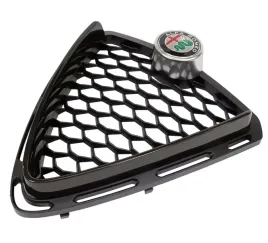 kratka-atrapa-grill-zderzaka-przod-alfa-romeo-stelvio-156144237-fca-oe