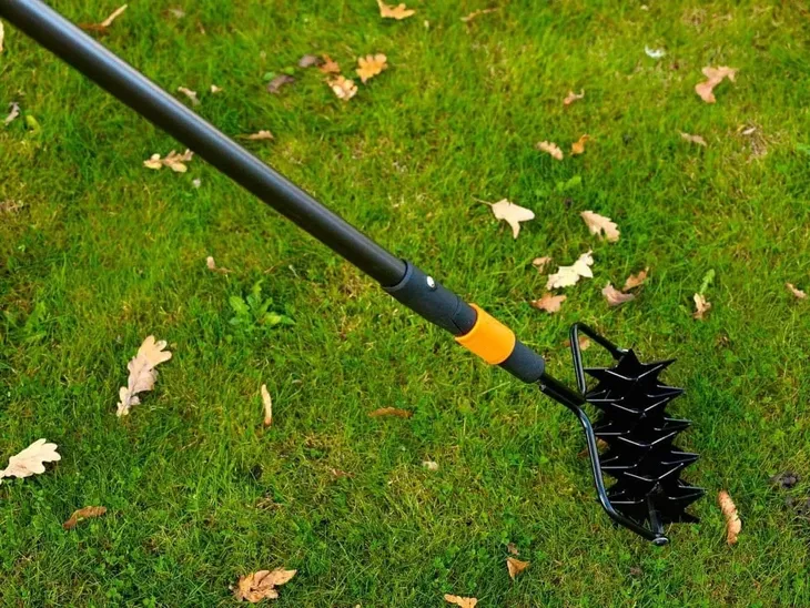 fiskars-aerator-obrotowy-quikfit-marka-fiskars