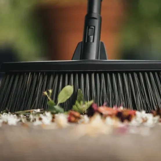 fiskars-szczotka-uniwersalna-solid-l-stan-nowy-waga-z-opakowaniem-0-9-kg