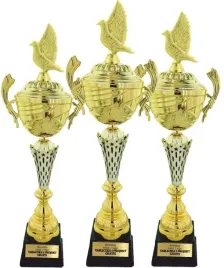 super-zloty-komplet-pucharow-wyscigi-loty-golebi-pocztowych-pzhgp-grawerki