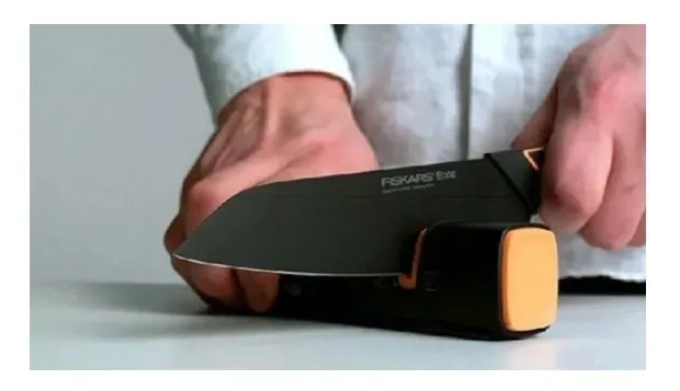 fiskars-ostrzalka-do-nozy-edge-stan-nowy-rodzaj-ceramiczna