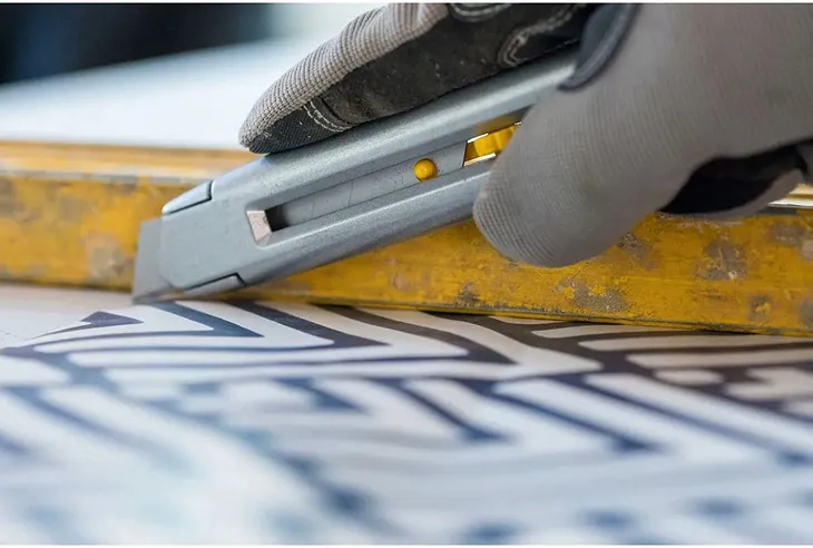 stanley-nozyk-18mm-ostrze-lamane-interlock-waga-z-opakowaniem-0-2-kg-stan-nowy