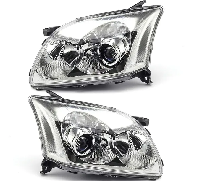 REFLEKTORY LAMPY TOYOTA AVENSIS T25 KOMPLET 03-06