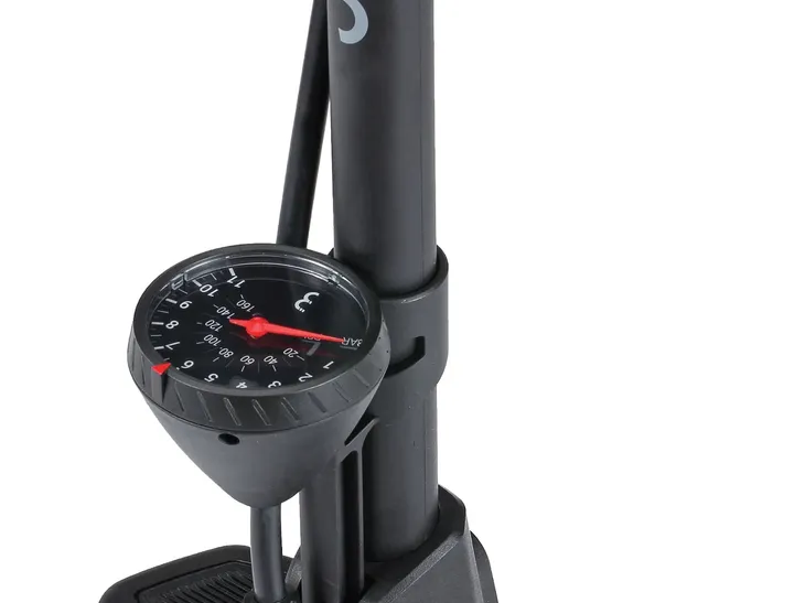 pompka-podlogowa-bbb-airwave-czarny-wysokosc-62-cm