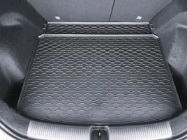 dywanik-wklad-mata-gumowa-do-bagaznika-mg-zs-suv-od-2025-