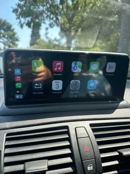 monitor-radio-nawigacja-linux-android-auto-bmw-serii-1-e81-e82-carplay-funkcje-ekran-dotykowy-korektor-dzwieku-odtwarzanie-muzyki-z-iphone-a-ipoda
