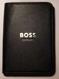 hugo-boss-etui-na-karty-dokumenty-z-logo-10-x-14cm
