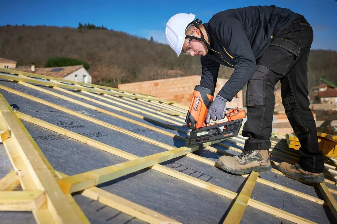 gwozdziarka-gazowa-paslode-im90xi