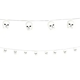 girlanda-swietlna-lampki-biale-czaszki-swiecace-ledowe-na-halloween-180cm