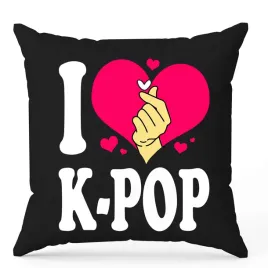 poduszka-dziecieca-czarna-40x40-i-love-k-pop-prezent-do-przedszkola-zlobka