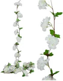 girlanda-z-bialymi-kwiatkami-kwiatuszkami-230-cm-kwiaty-liscie-dekoracja