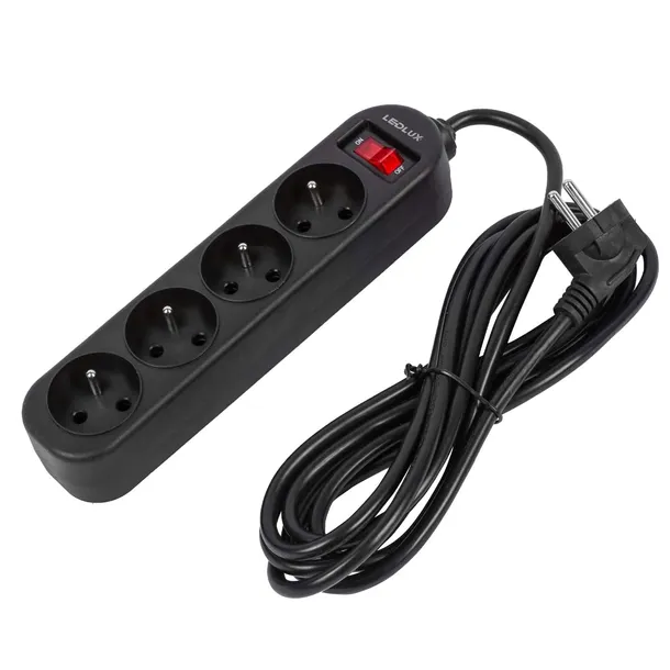 przedluzacz-5m-4-gniazda-ledlux-stan-nowy