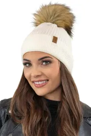 czapka-zimowa-damska-z-pomponem-ecru-vivisence-7042