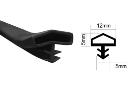 uszczelka-wciskana-do-futryn-drewnianych-pod-frez-12x5x5mm-czarna-6m