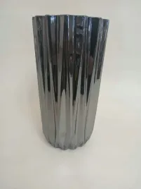elegancki-wazon-oslonka-ceramiczna-grafitowa-olowiana-nowoczesny-design