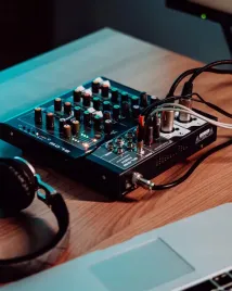 mikser-studyjny-audio-mixer-4-kanaly-bluetooth-usb-mp3-2x-xlr-rca-jack-6-3