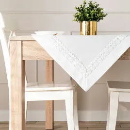 stylowy-bieznik-serweta-z-gipiura-bialy-85x85-dekoracja-stolu-na-swieta