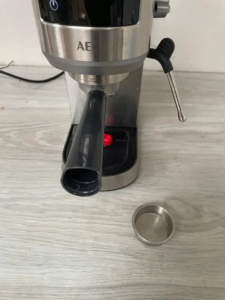 ekspres-przelewowy-ec6-1-6bst-aeg-glebokosc-produktu-41-2-cm