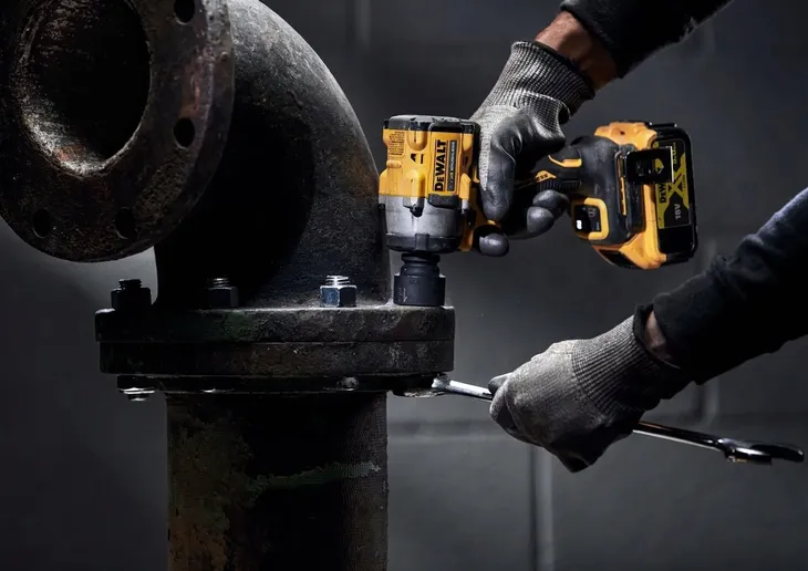 klucz-udarowy-dewalt-dcf921n-1-2-marka-dewalt
