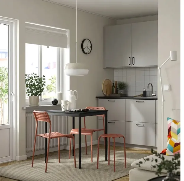 ikea-sandsberg-krzeslo-czerwonobrazowy-marka-ikea