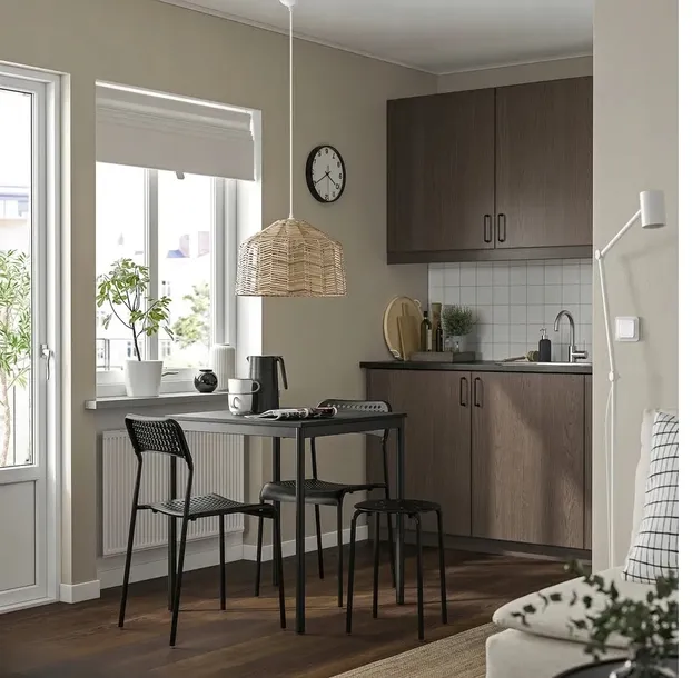ikea-sandsberg-krzeslo-czarny-liczba-krzesel-w-zestawie-1