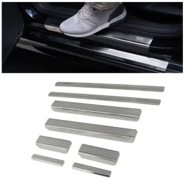 nakladki-ochronne-na-progi-listwy-progowe-do-vw-golf-sportsvan-2014-2020