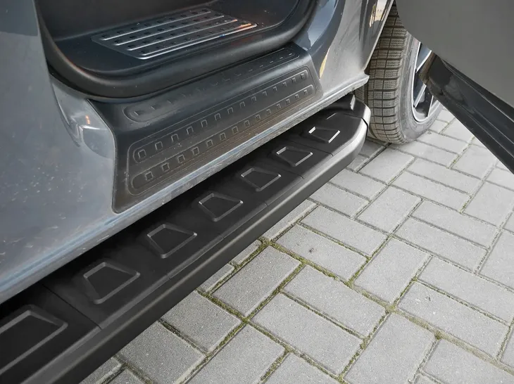 stopnie-boczne-progi-do-ford-edge-2007-2014-stan-nowy-stan-opakowania-oryginalne